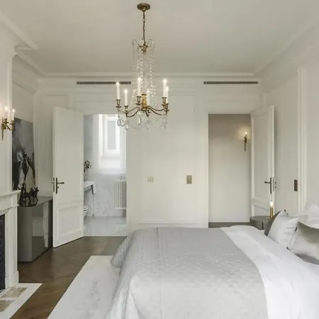 Peaceful Apartament With Large * Beausoleil