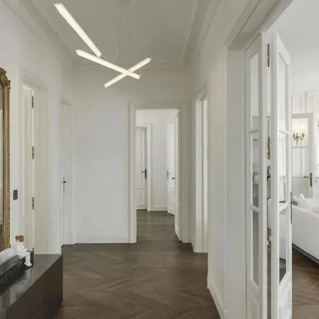 Peaceful Apartament With Large * Beausoleil